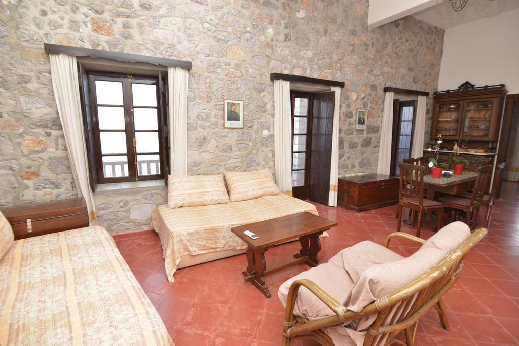 Villa Castello Hydra  Ruang foto